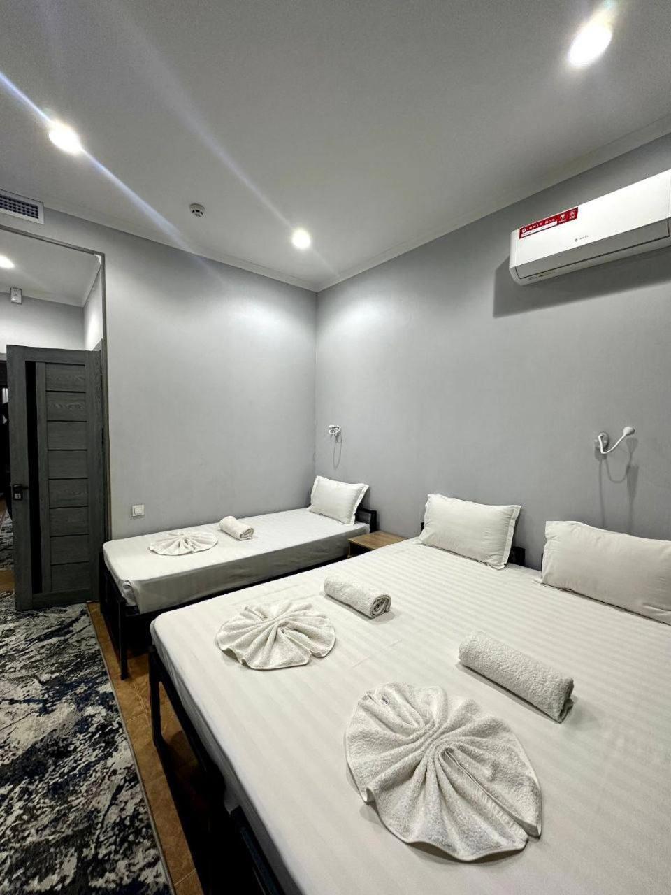 Amor Fati Hotel Tasjkent Exteriör bild