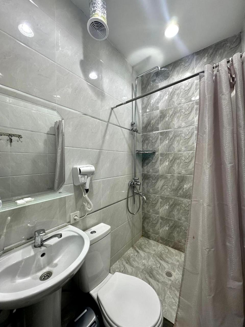 Amor Fati Hotel Tasjkent Exteriör bild