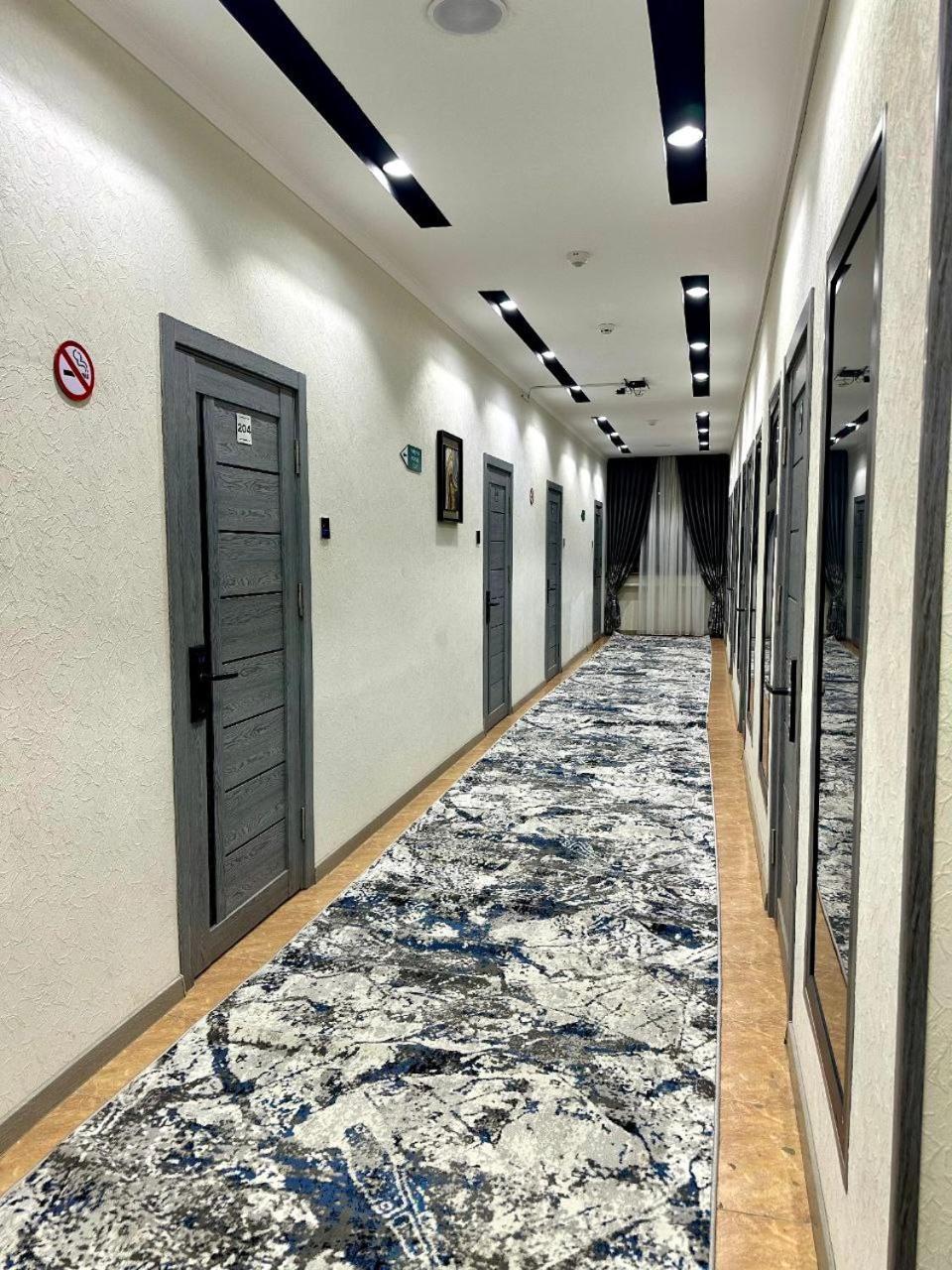 Amor Fati Hotel Tasjkent Exteriör bild